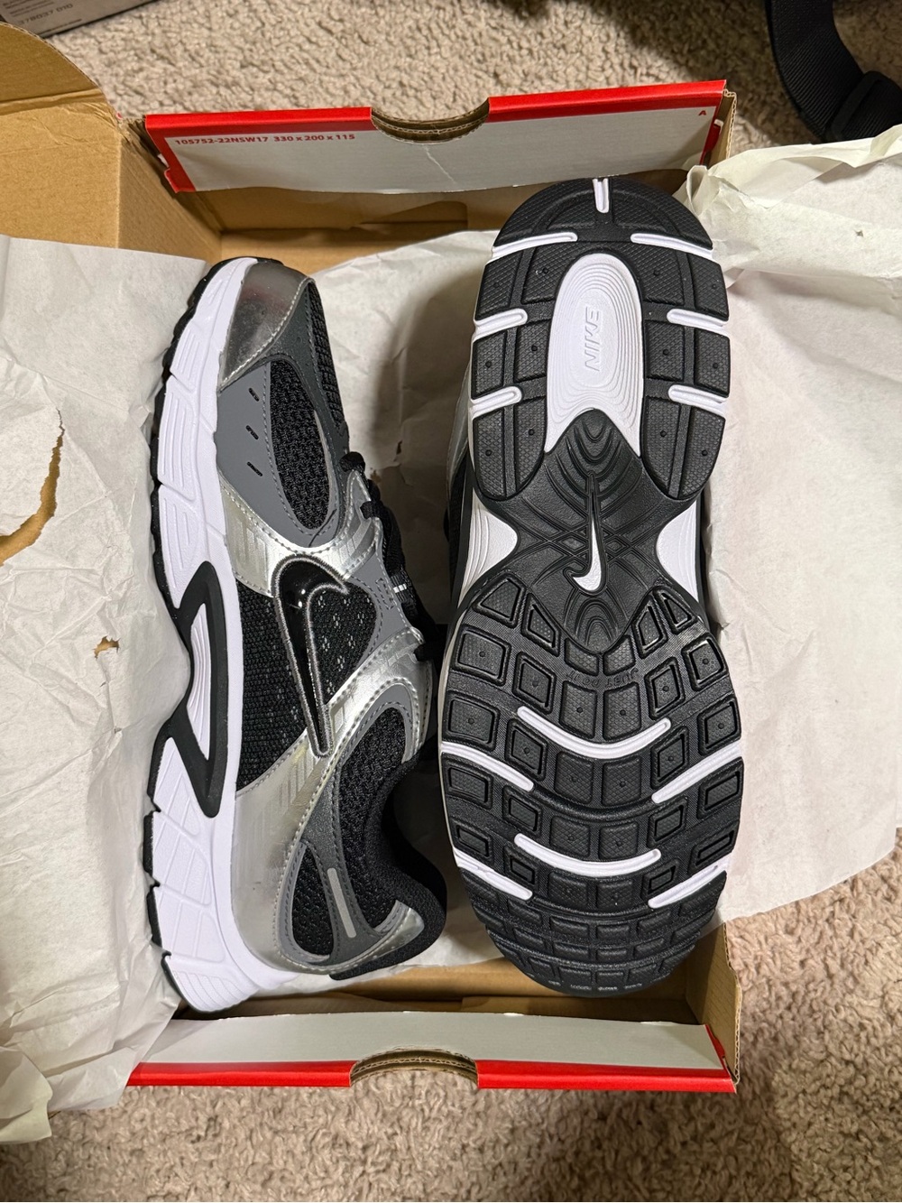 Nike V5 RNR - Picture 5 of 7